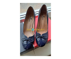 Туфли лодочки синие с бантиком, р.36, новые, в коробке