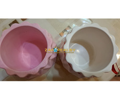 Ваза-кашпо, новая из гипса для интерьера