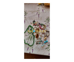 Вся бижутерия одним лотом.При покупке скидка