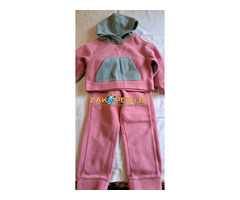 Костюм теплый с капюшоном на девочку 3-4лет (р.98-104), б.у