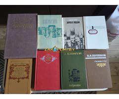 Книги разные 39 штук.